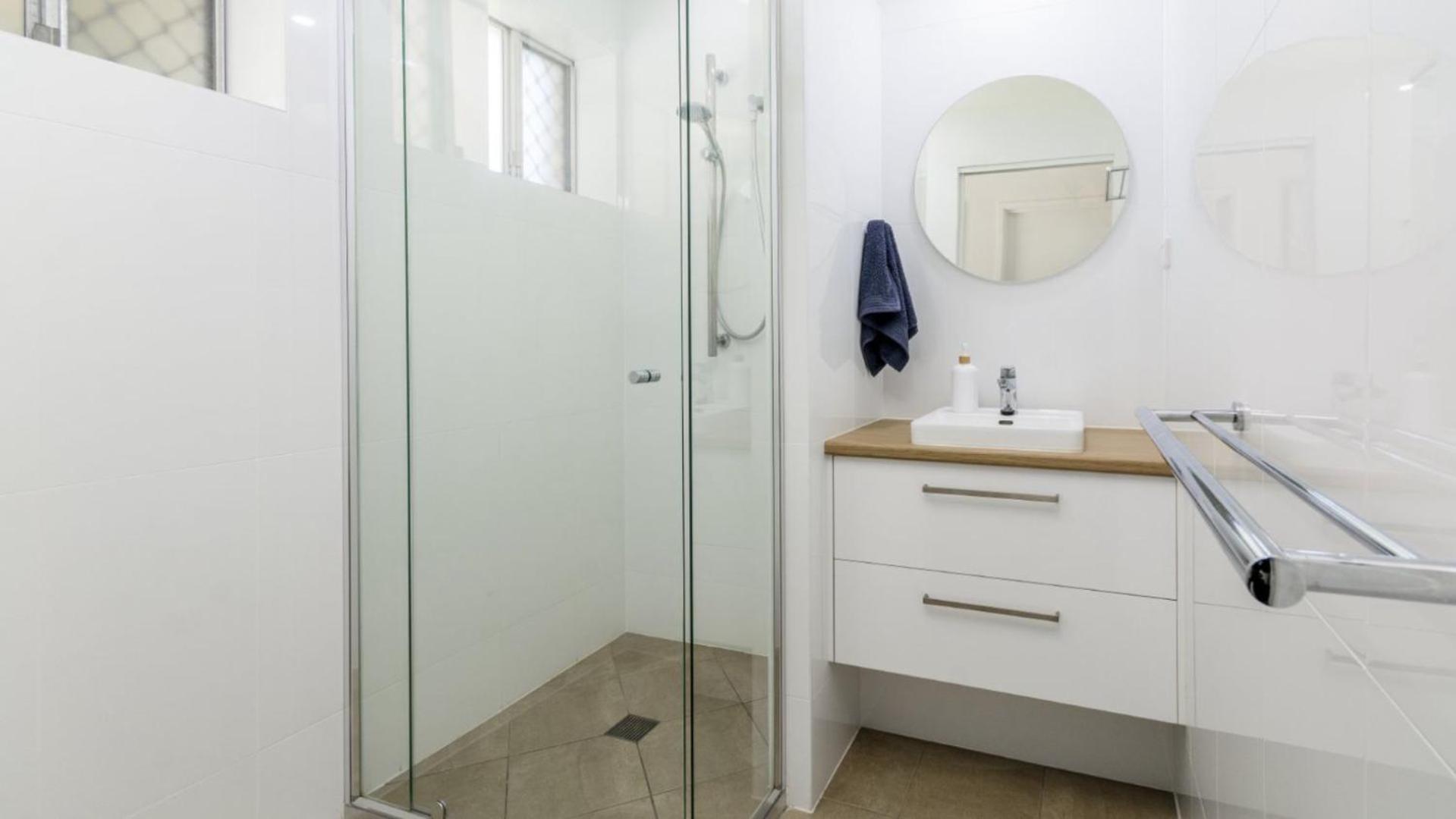 Ground Floor Air Conditioned, Fabulous Waterviews Overlooking Pumicestone Passage Bongaree Exterior photo