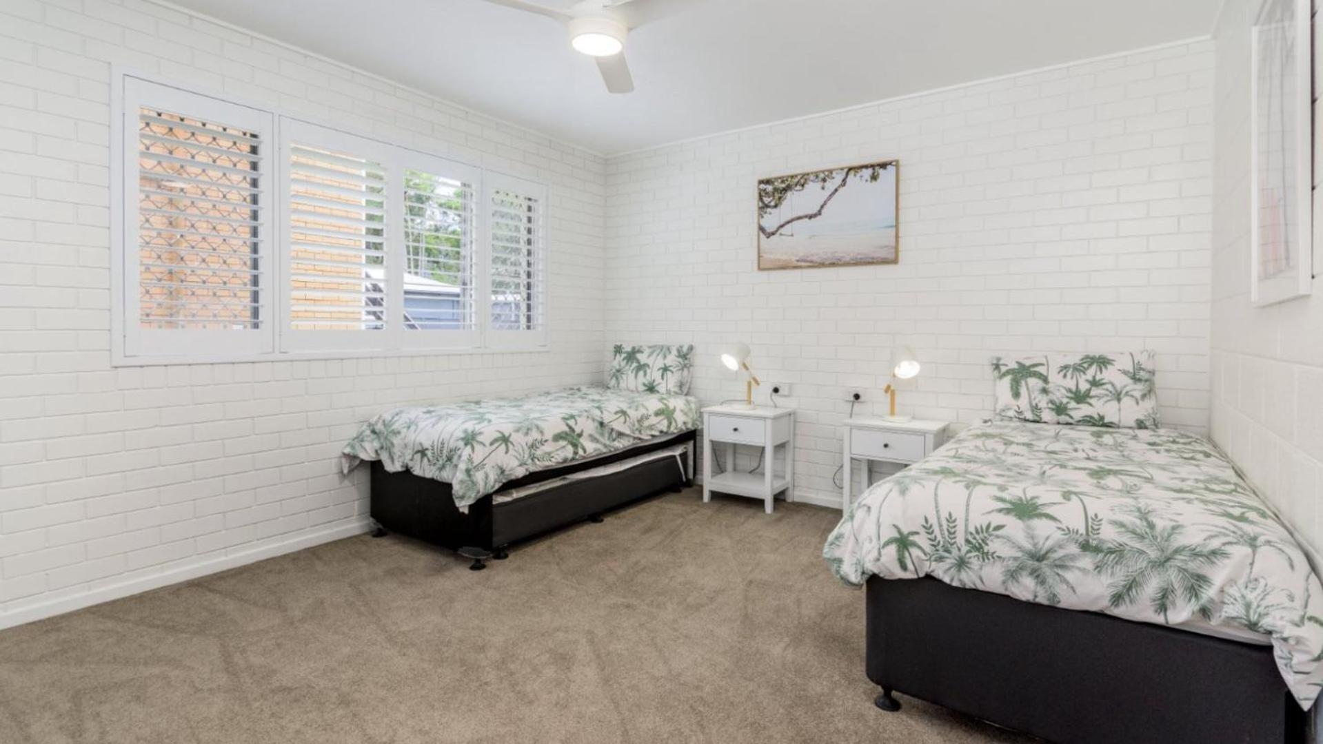 Ground Floor Air Conditioned, Fabulous Waterviews Overlooking Pumicestone Passage Bongaree Exterior photo