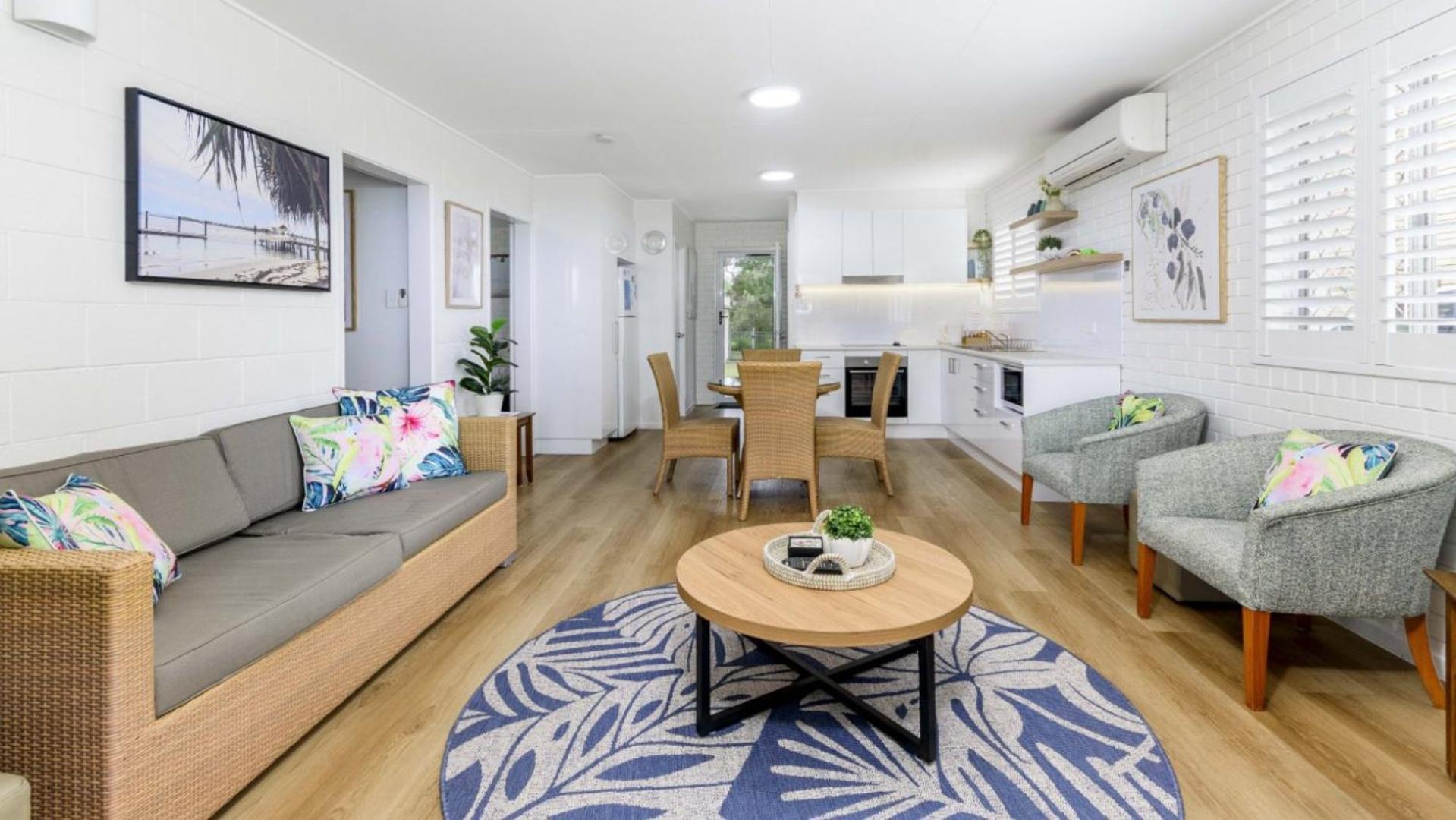 Ground Floor Air Conditioned, Fabulous Waterviews Overlooking Pumicestone Passage Bongaree Exterior photo